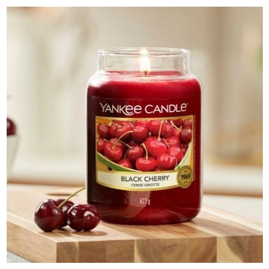 Yankee Candle Black Cherry